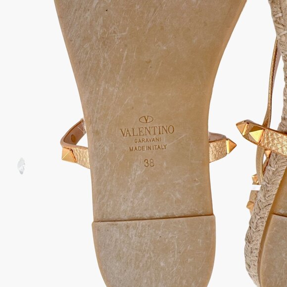 Valentino Garavani Rockstud Espadrille Thong Sandals Size 38 US 8 Gold Flat - Picture 13 of 15